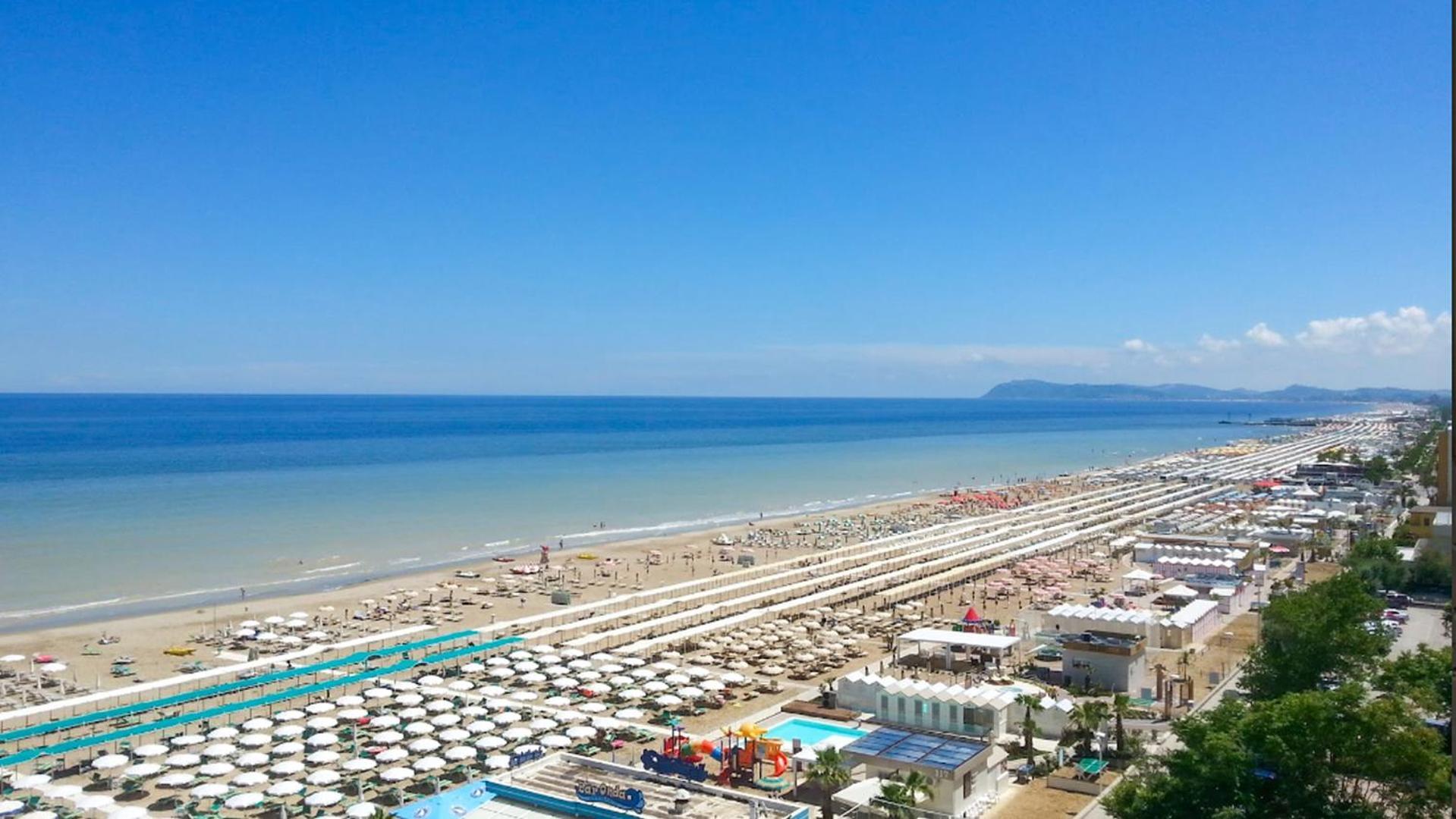 Hotel Avana Fronte Mare Riccione Zewnętrze zdjęcie
