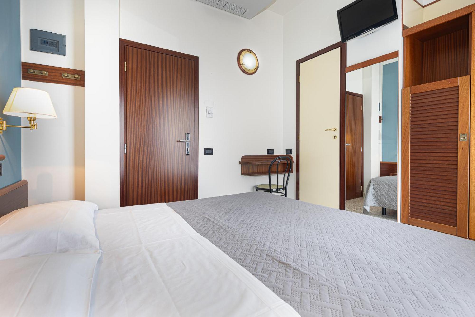 Hotel Avana Fronte Mare Riccione Zewnętrze zdjęcie