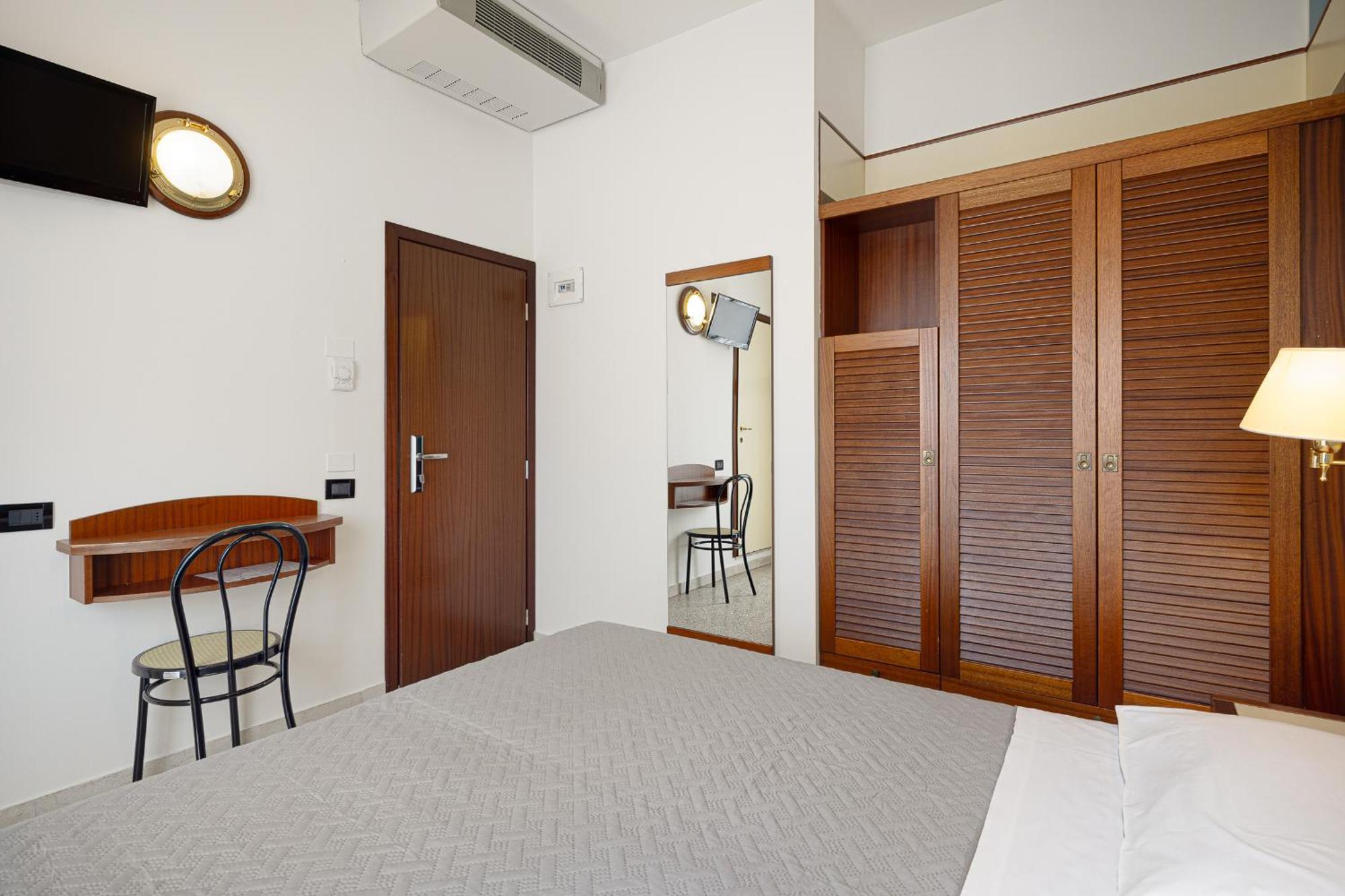Hotel Avana Fronte Mare Riccione Zewnętrze zdjęcie